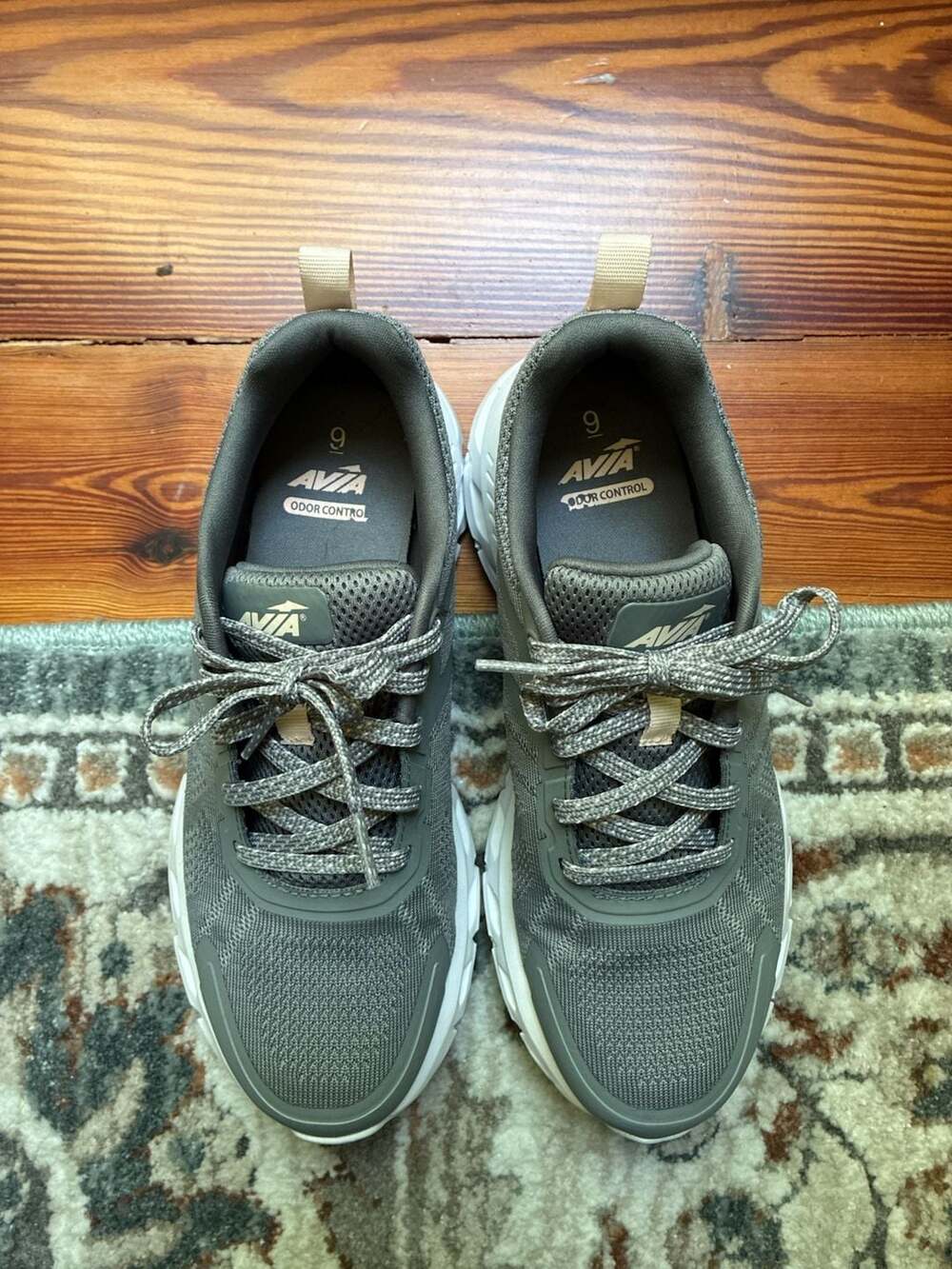 Avia Women's Size 9 Gray Athletic Running Sneakers - Picture 7 of 7